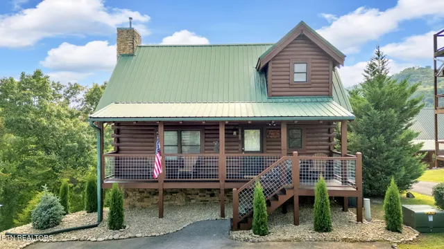 $535,000 | 3301 Kestrel Way, Pigeon Forge, TN 37862