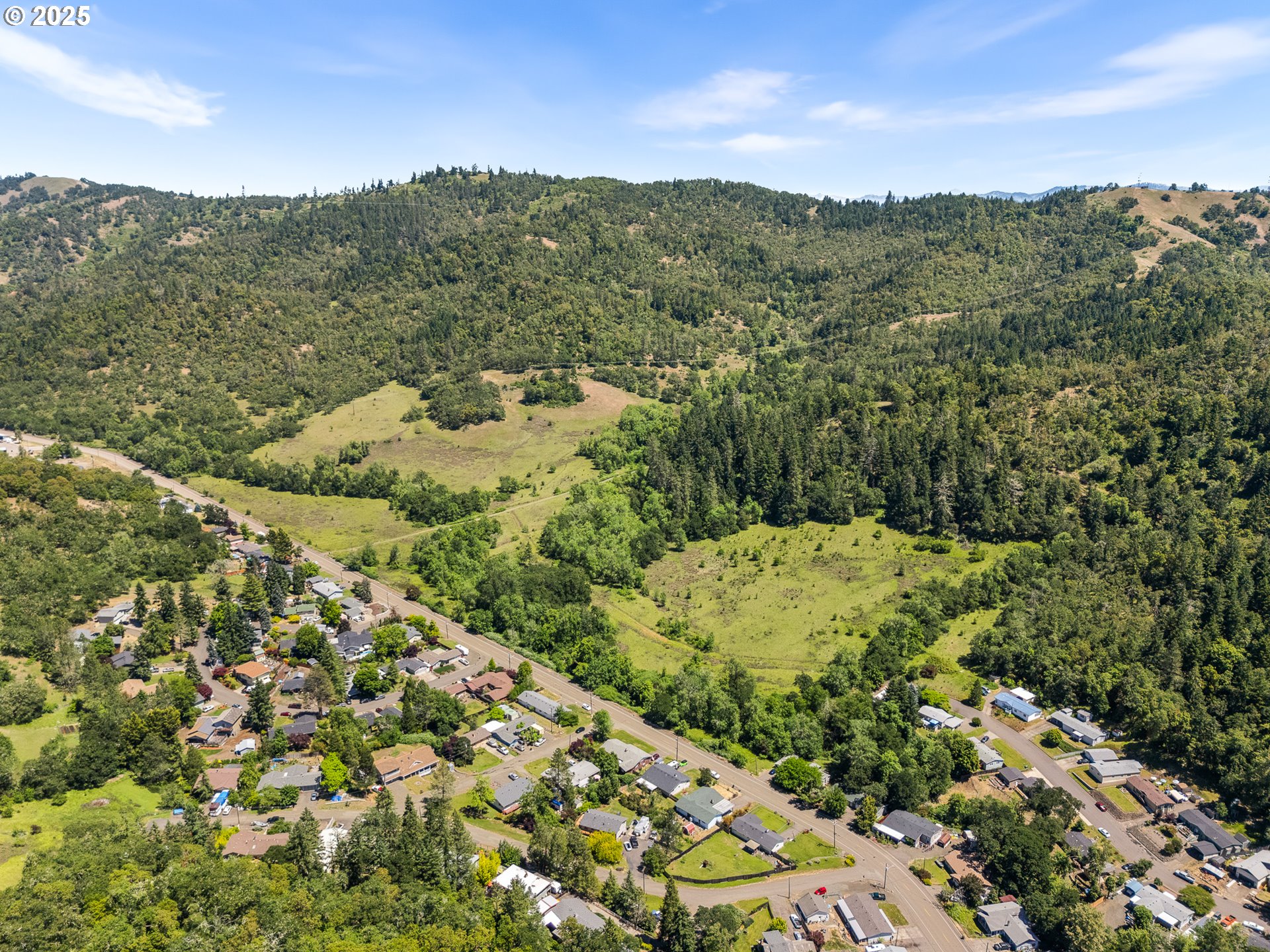 Northeast Newton Creek Road Roseburg, OR 97470 - Photo 2 of 17