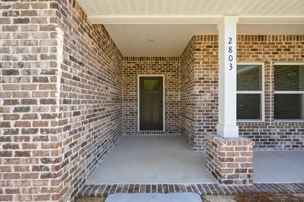 $370,000 | 2803 Blackbird Court, Crestview, FL 32539