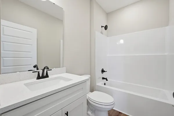 $370,000 | 2803 Blackbird Court, Crestview, FL 32539