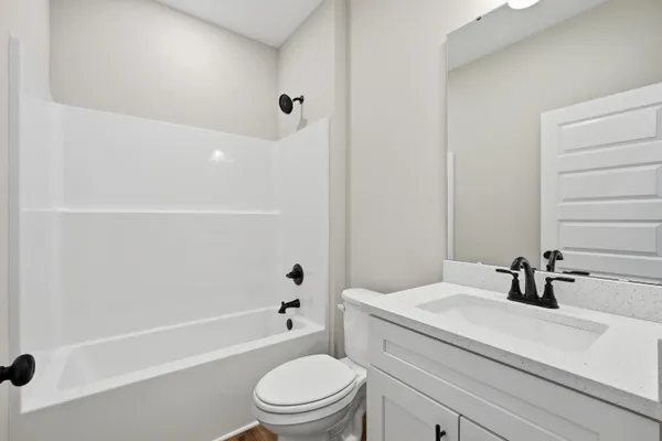 $370,000 | 2803 Blackbird Court, Crestview, FL 32539