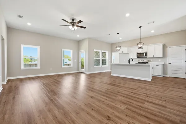 $370,000 | 2803 Blackbird Court, Crestview, FL 32539