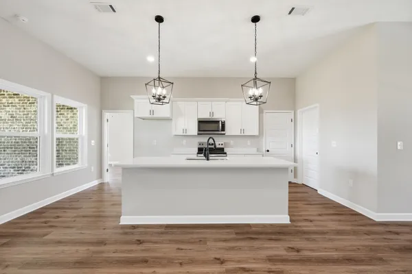 $370,000 | 2803 Blackbird Court, Crestview, FL 32539