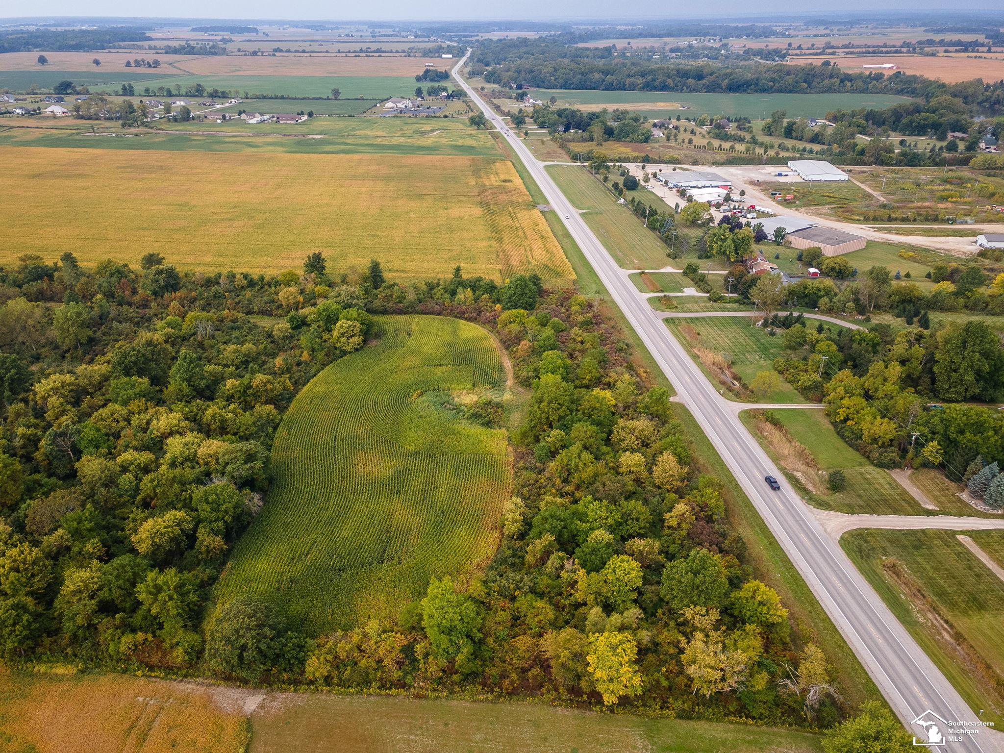 4555 South Custer Road Monroe, MI 48161 - Photo 15 of 18