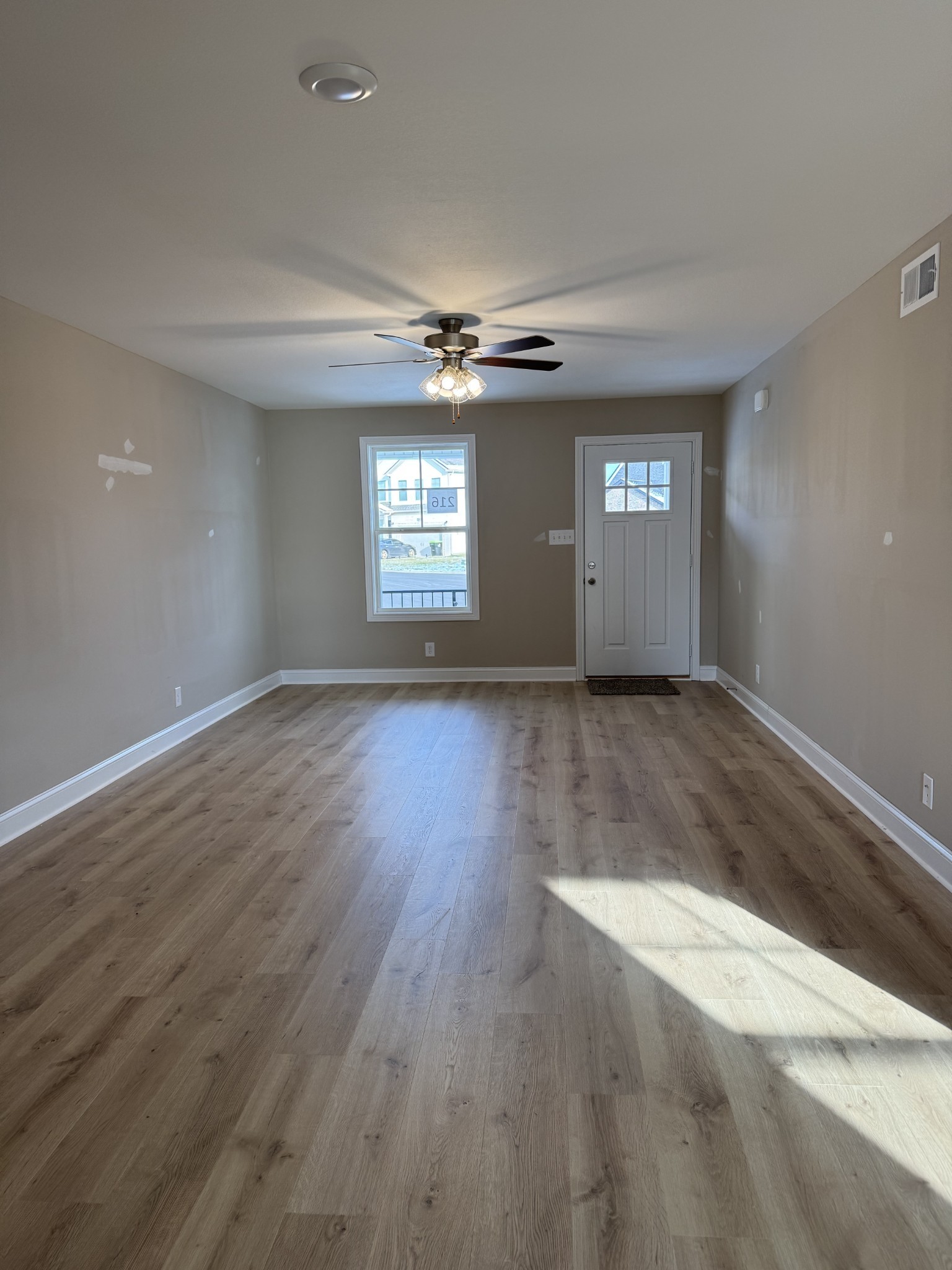 122 Ralph Court Clarksville, TN 37040 - Photo 3 of 15