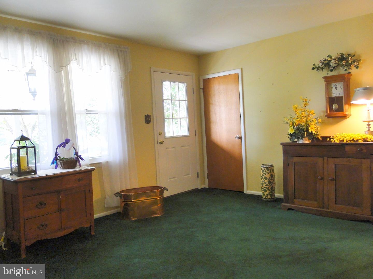 31 Barrel Run Road Quakertown, PA 18951 - Photo 3 of 22 Gallery Image 3