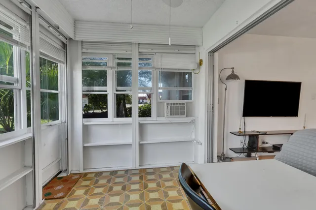 $2,500 | 857 Worcester B Ln Lake, Unit B, Lake Worth, FL 33467