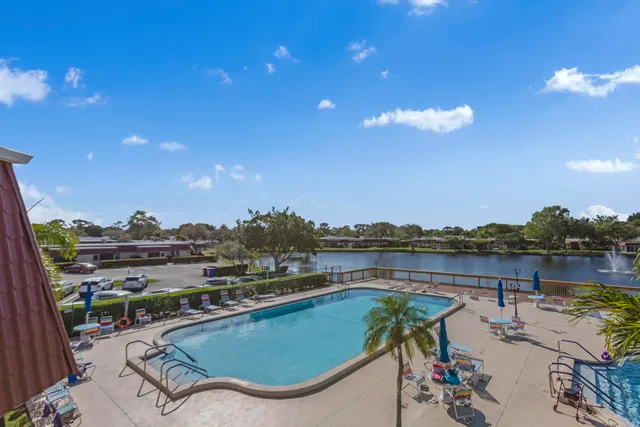 $2,500 | 857 Worcester B Ln Lake, Unit B, Lake Worth, FL 33467