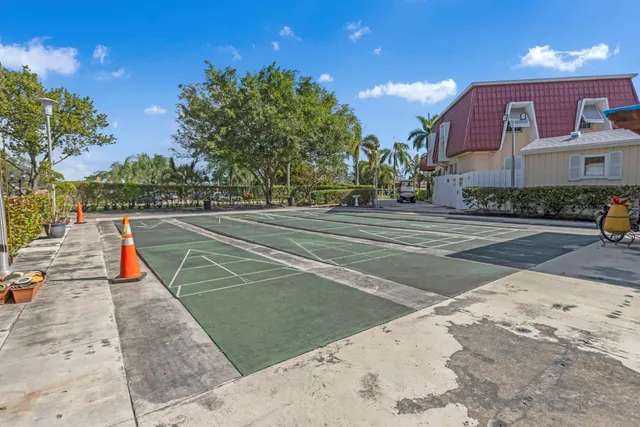 $2,500 | 857 Worcester B Ln Lake, Unit B, Lake Worth, FL 33467