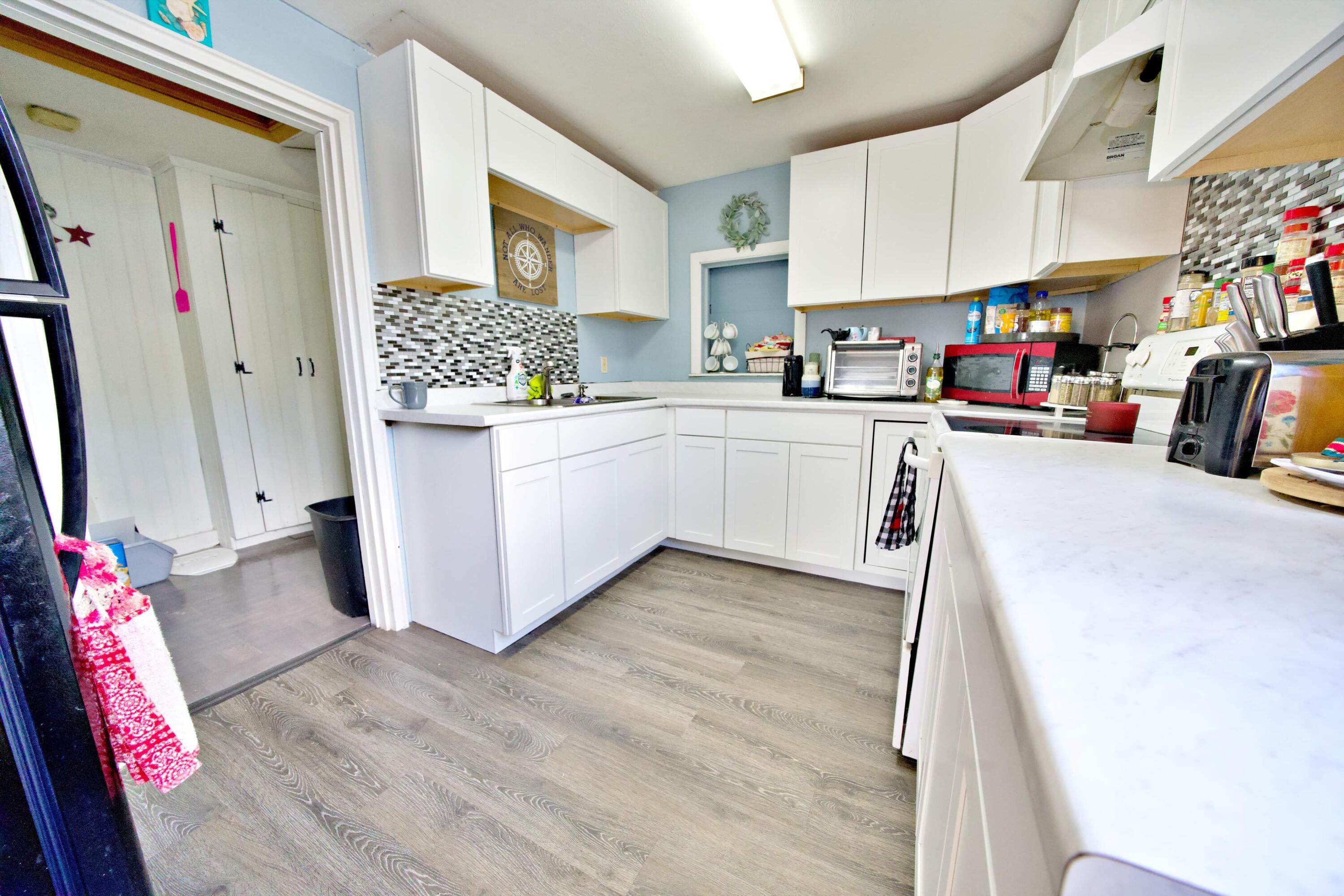 122 Thornton Road Bangor, ME 04401 - Photo 5 of 17 60C21B64-BB5A-4CD1-98D6-DCEF4F28B89B