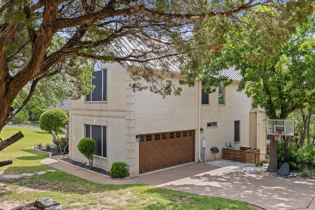 17133 Majestic Ridge Road Austin, TX 78738 - Photo 39 of 40