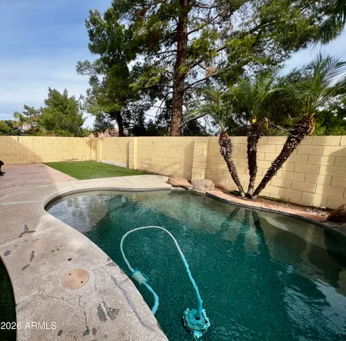 $2,800 | 1227 South Kendra Street, Gilbert, AZ 85296