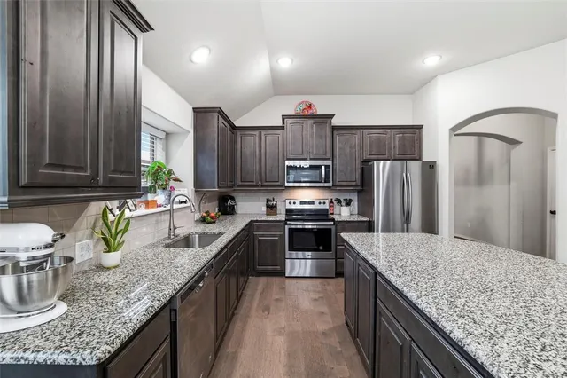 $355,000 | 231 Old Settler's Trail, Waxahachie, TX 75167