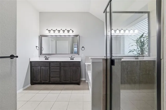 $355,000 | 231 Old Settler's Trail, Waxahachie, TX 75167