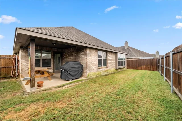 $355,000 | 231 Old Settler's Trail, Waxahachie, TX 75167