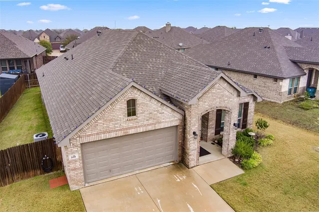 $355,000 | 231 Old Settler's Trail, Waxahachie, TX 75167