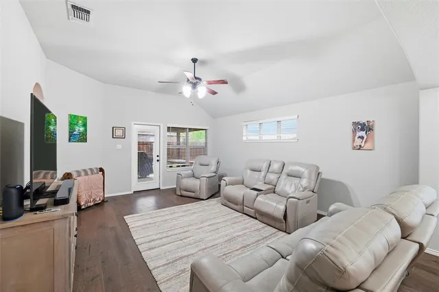 $355,000 | 231 Old Settler's Trail, Waxahachie, TX 75167