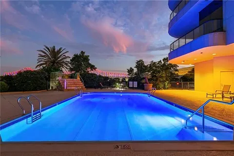 $2,375,000 | 600 Port Of New Orleans Place, Unit 6F, New Orleans, LA 70130