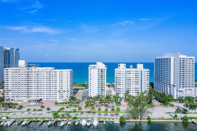 $529,000 | 5001 Collins Avenue, Unit 11F, Miami Beach, FL 33140