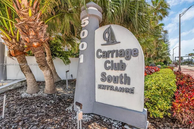 $529,000 | 5001 Collins Avenue, Unit 11F, Miami Beach, FL 33140