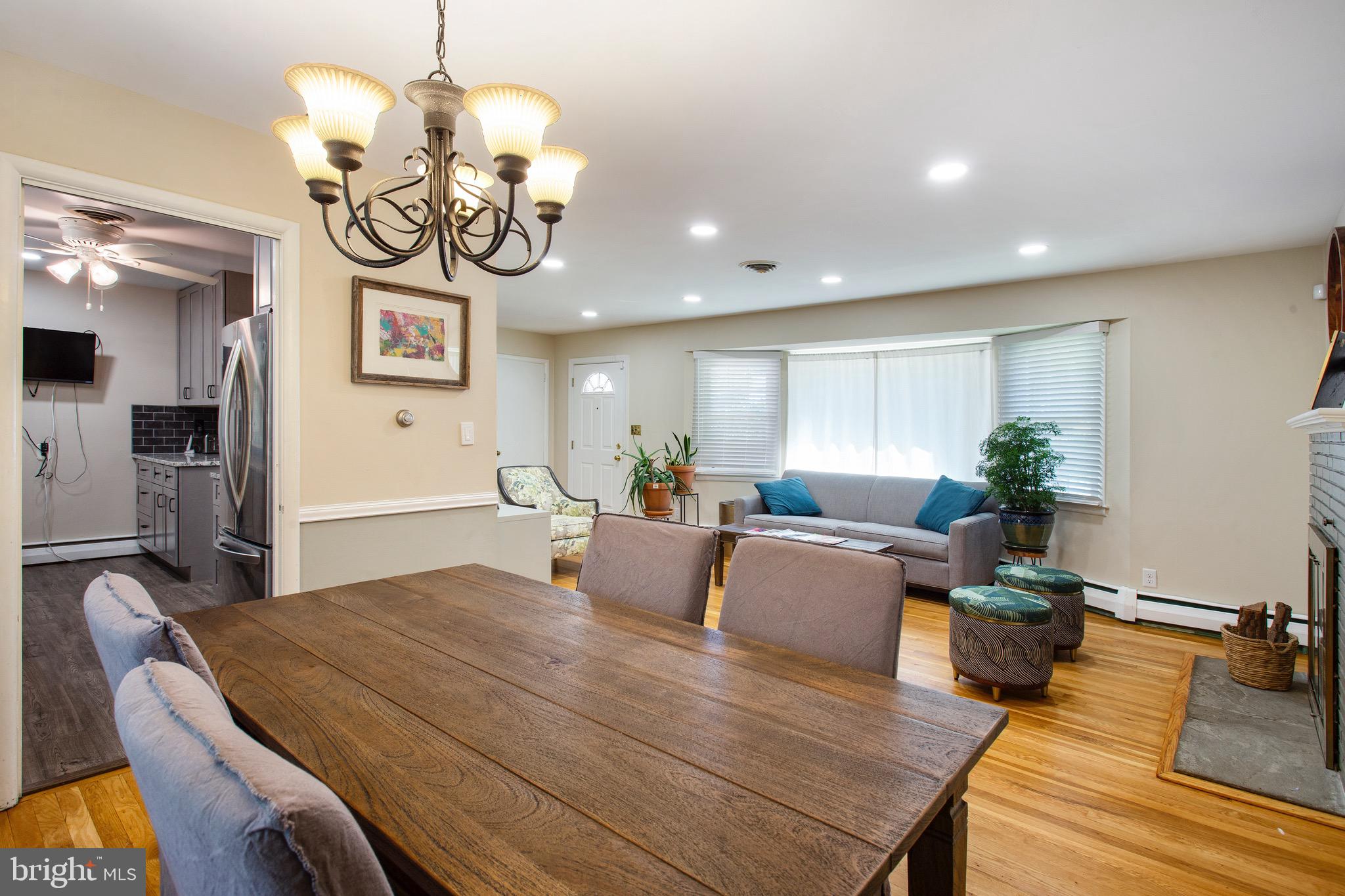 602 Squires Road Towson, MD 21286 - Photo 8 of 39