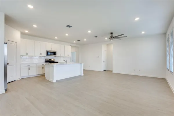 $2,495 | 109 Caper Mdw Drive, Anna, TX 75409