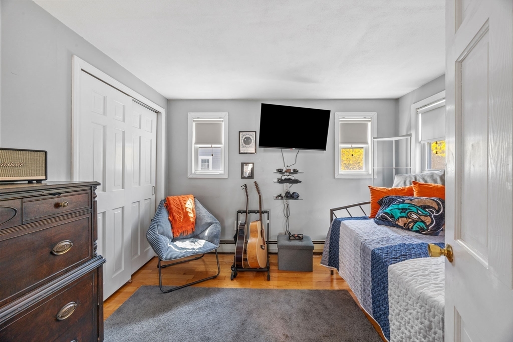 25 Clover Lane Mashpee, MA 02649 - Photo 21 of 37