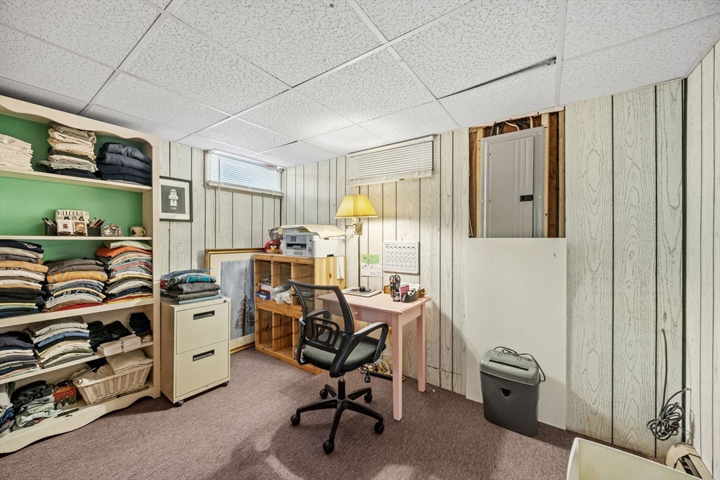 25 Clover Lane Mashpee, MA 02649 - Photo 22 of 37