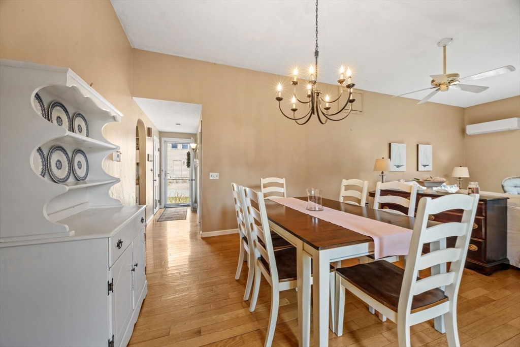 25 Clover Lane Mashpee, MA 02649 - Photo 6 of 37