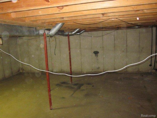 7678 Ravenswood Road Goodells, MI 48027 - Photo 20 of 20 IMG_4310