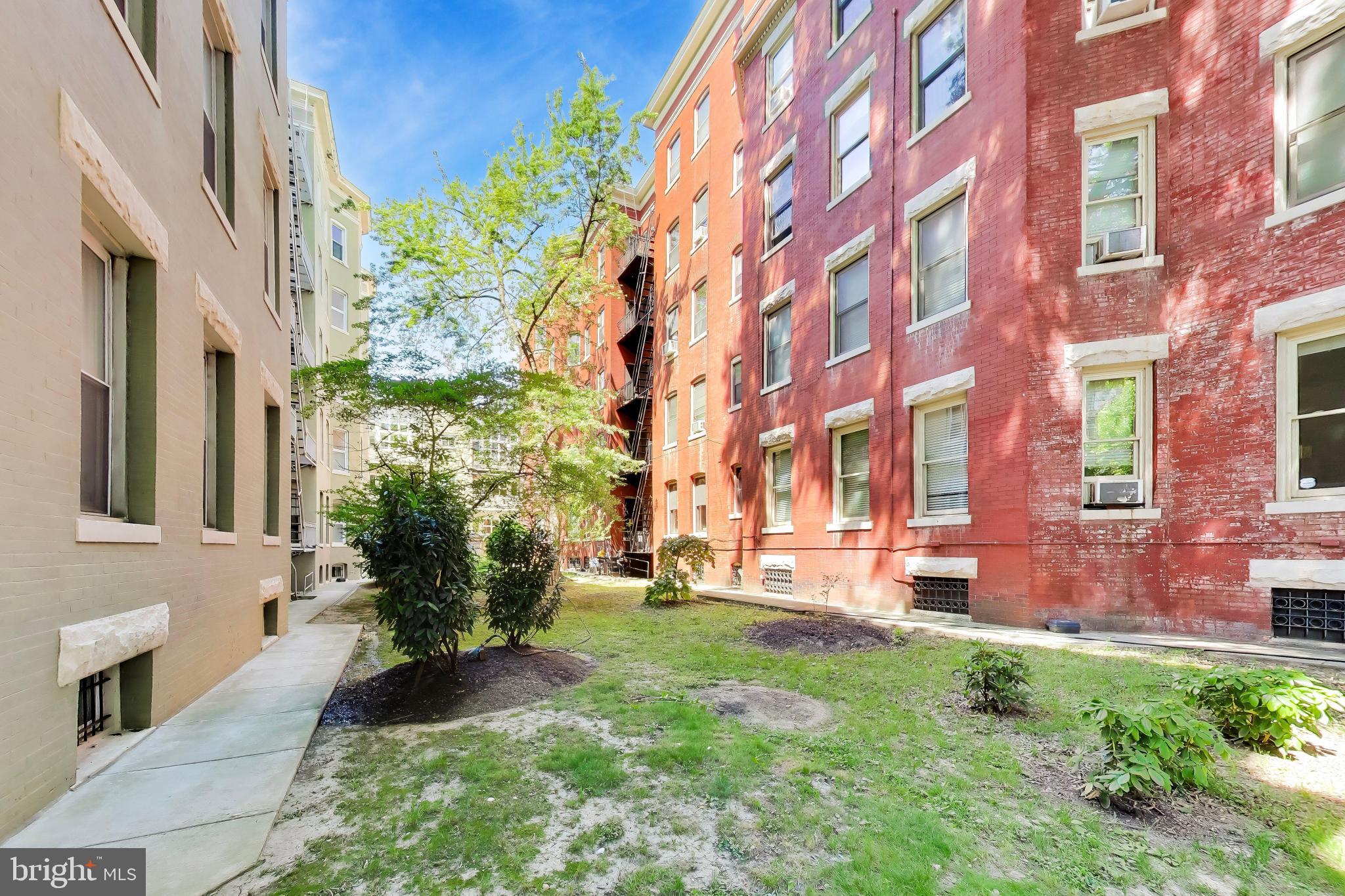 1423 R Street Northwest, Unit 300 Washington, DC 20009 - Photo 24 of 25