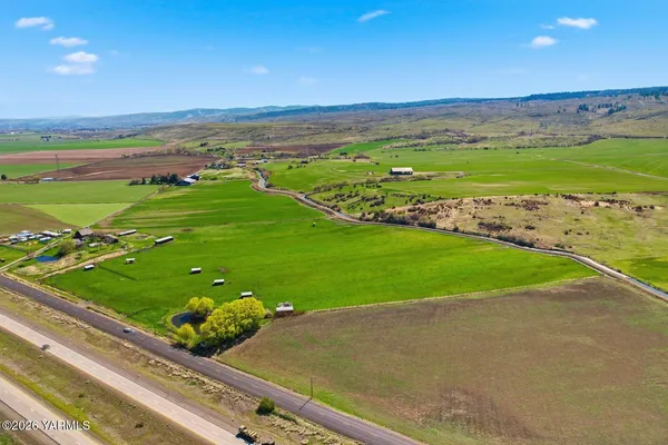 $299,000 | Nka Thorp Cemetery Road, Thorp, WA 98946