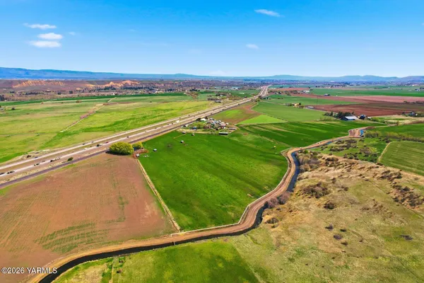 $299,000 | Nka Thorp Cemetery Road, Thorp, WA 98946