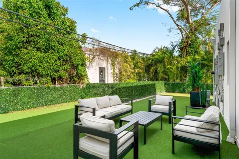 $2,699,000 | 1120 Wallace Street, Coral Gables, FL 33134