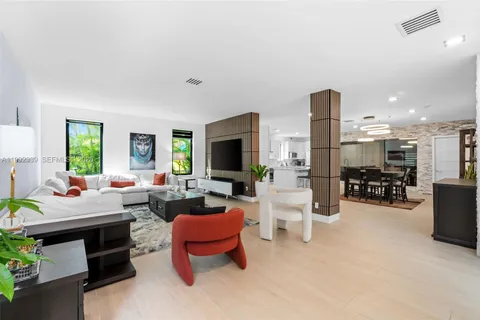 $2,699,000 | 1120 Wallace Street, Coral Gables, FL 33134