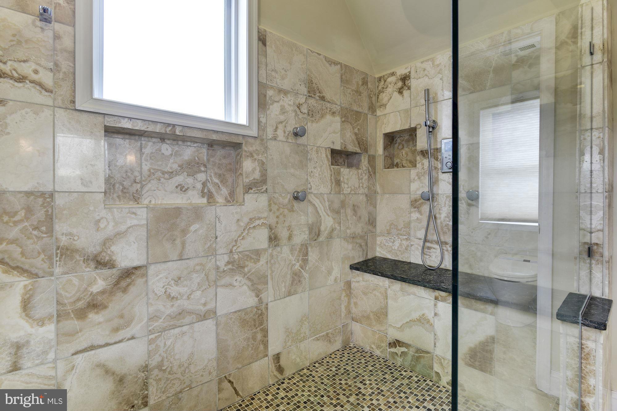 10305 Gary Road Potomac, MD 20854 - Photo 21 of 30 Bath (Master)