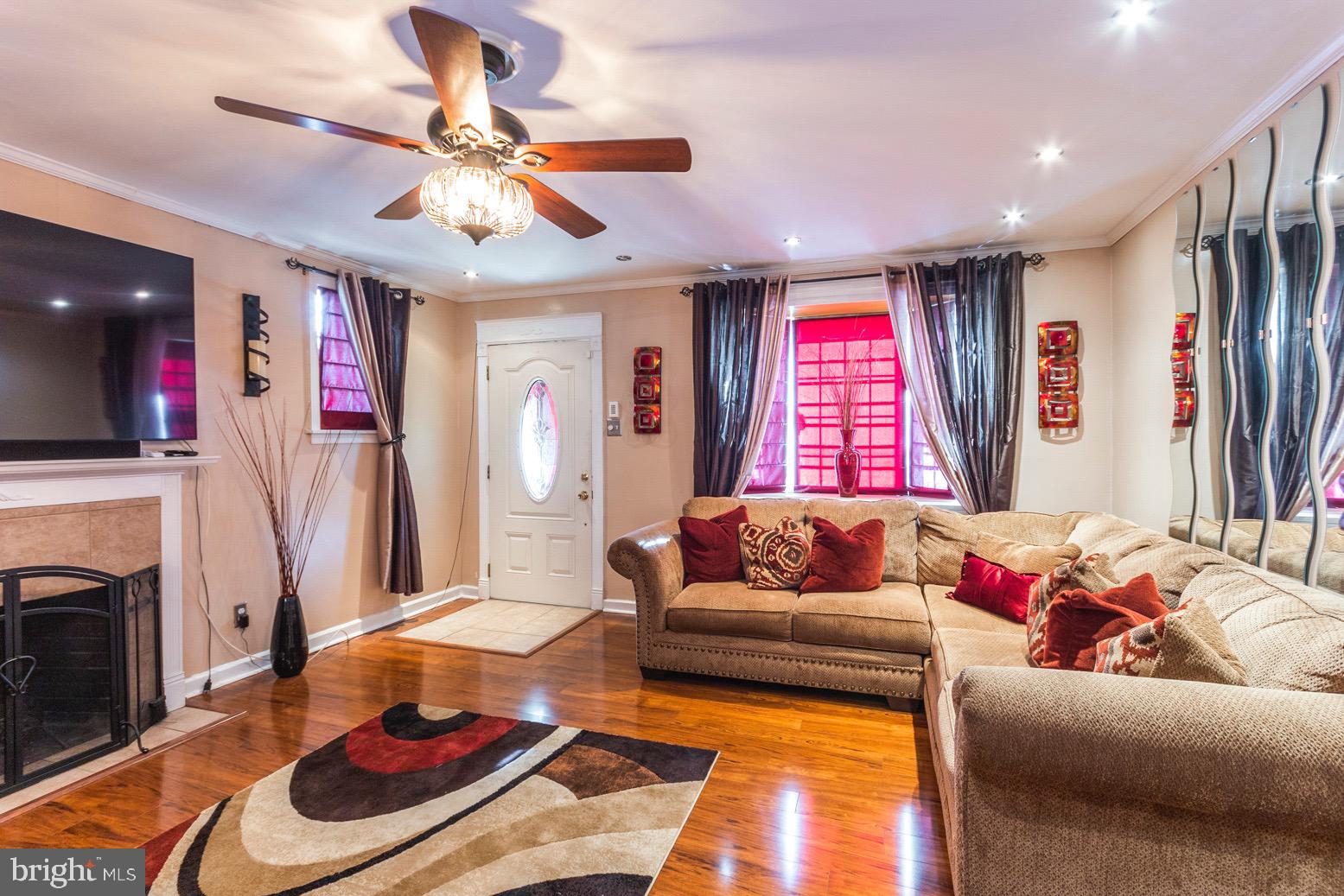 507 Arbor Road Yeadon, PA 19050 - Photo 3 of 34