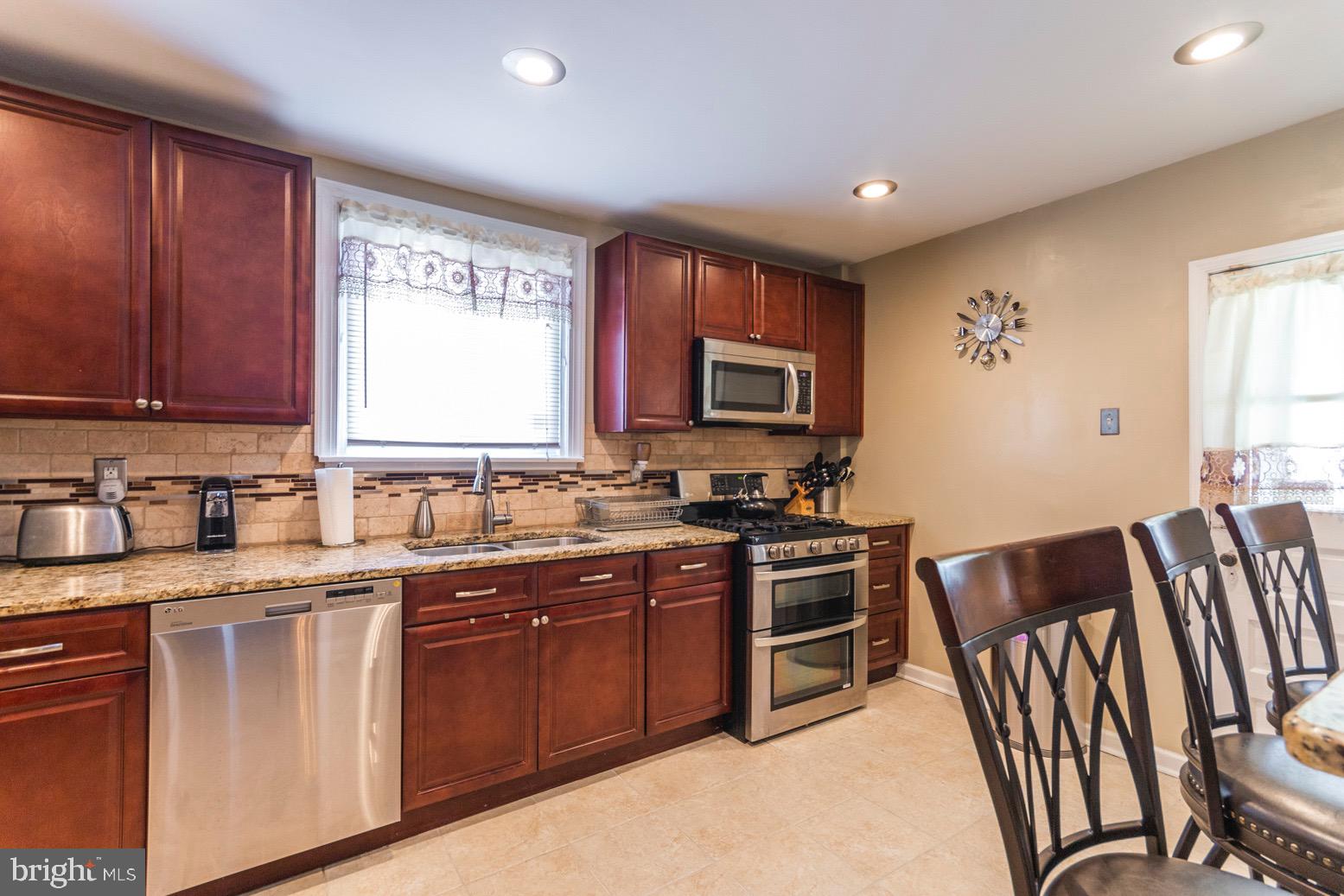 507 Arbor Road Yeadon, PA 19050 - Photo 6 of 34