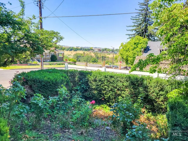 $425,000 | 221 7th Avenue, Lewiston, ID 83501