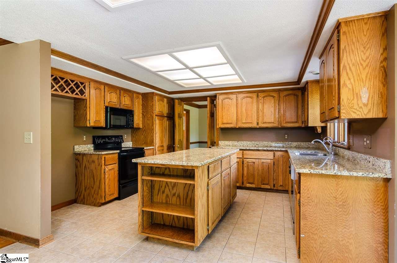 109 West Hackney Road Greer, SC 29650 - Photo 10 of 33 Gallery Image 10