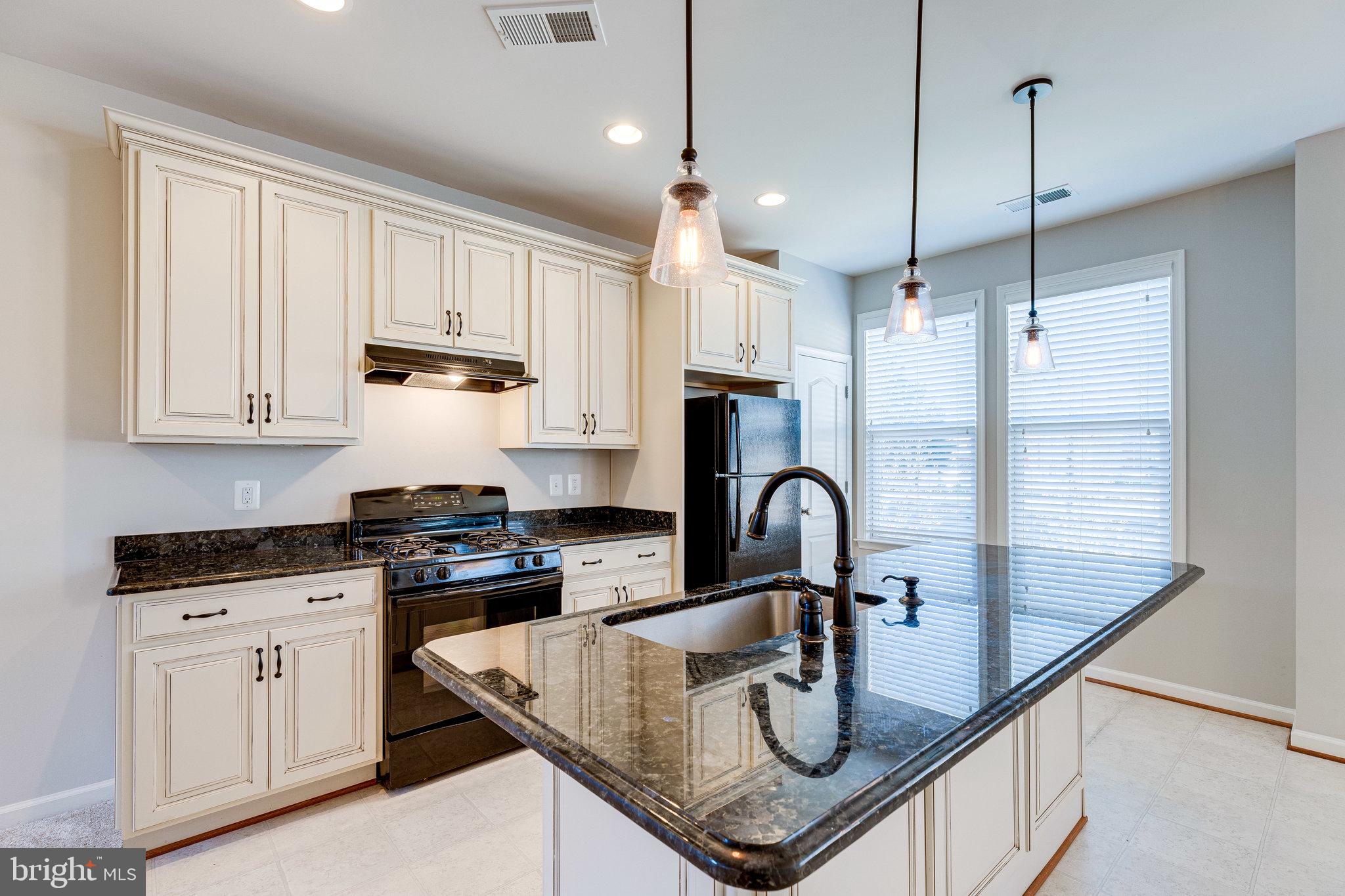 8923 Quarry Road Manassas, VA 20110 - Photo 9 of 39 Gallery Image 9