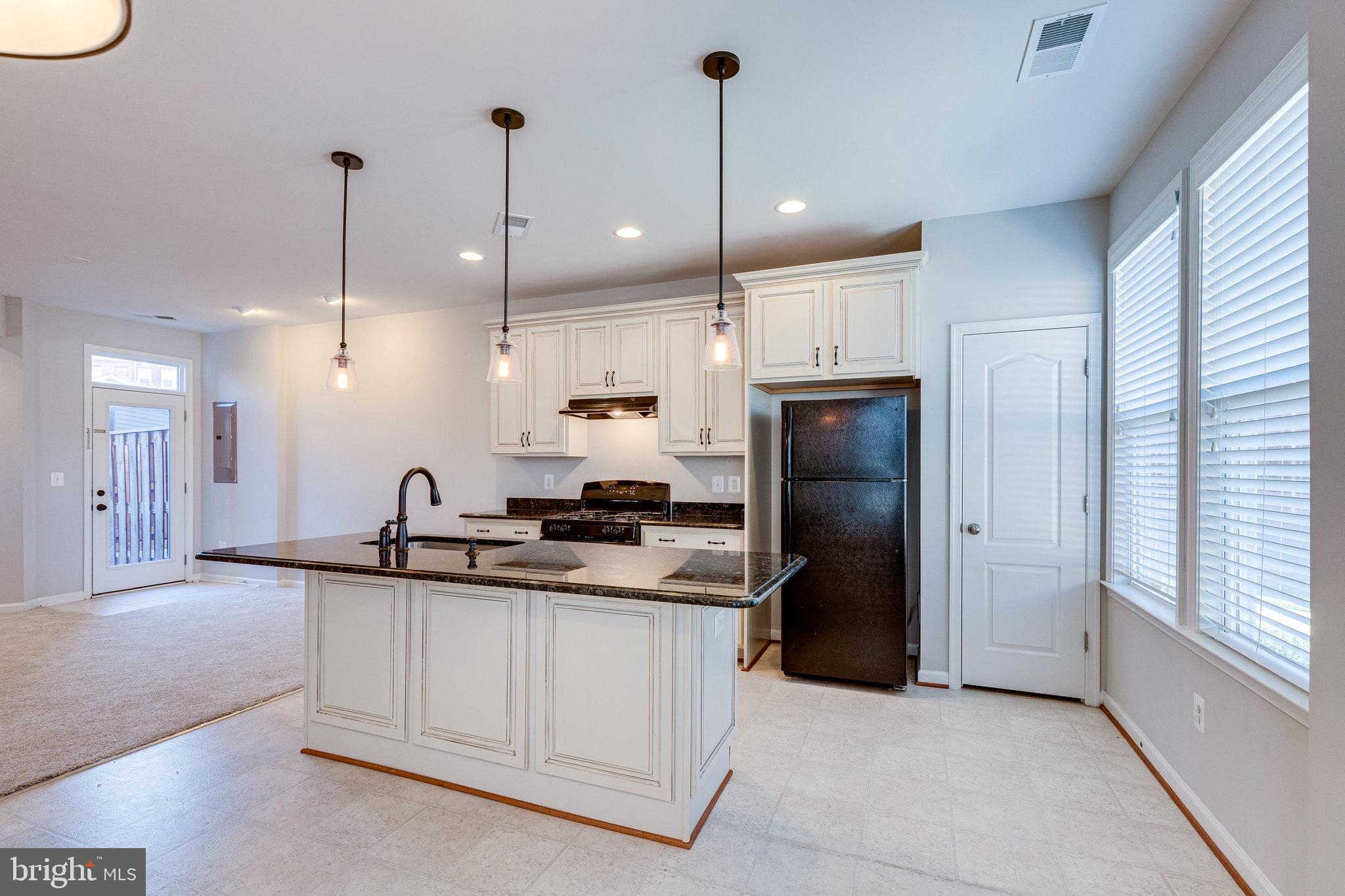 8923 Quarry Road Manassas, VA 20110 - Photo 10 of 39 Gallery Image 10