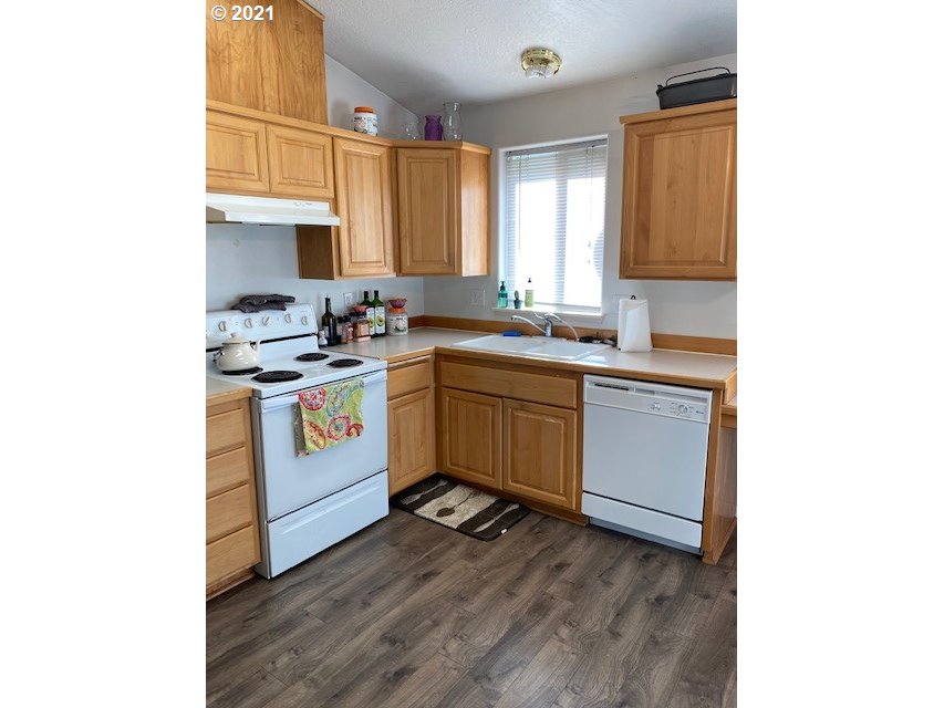 5542 E Street Springfield, OR 97478 - Photo 14 of 25