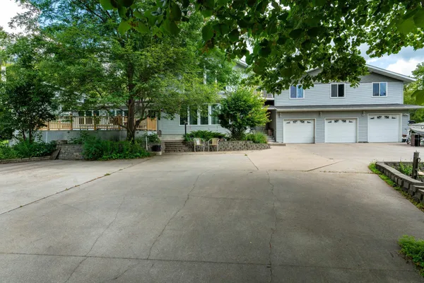 $589,000 | 1225 East Mt Faith Avenue, Fergus Falls, MN 56537