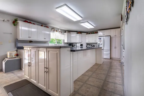 $589,000 | 1225 East Mt Faith Avenue, Fergus Falls, MN 56537