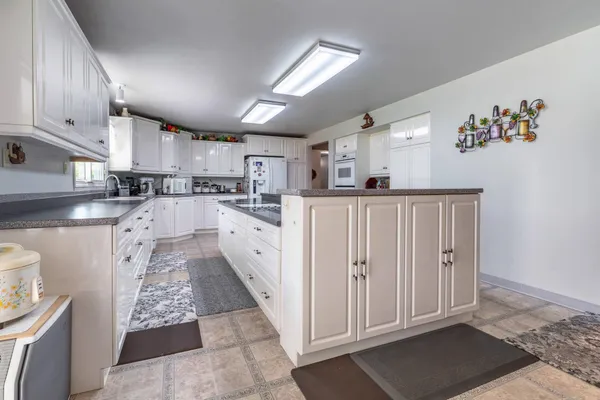 $589,000 | 1225 East Mt Faith Avenue, Fergus Falls, MN 56537