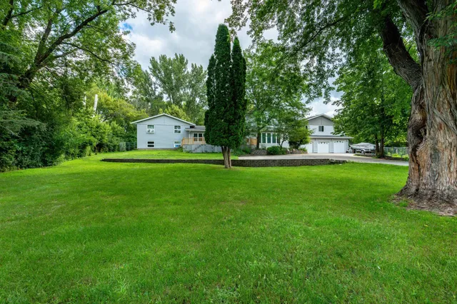 $589,000 | 1225 East Mt Faith Avenue, Fergus Falls, MN 56537