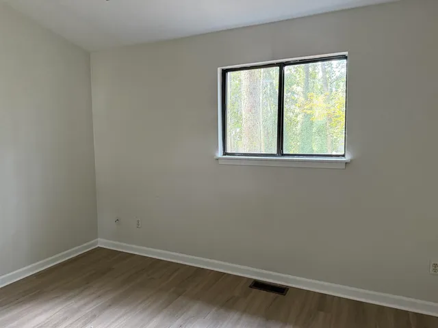 $1,400 | 203 Parkbrook Circle, Tallahassee, FL 32301