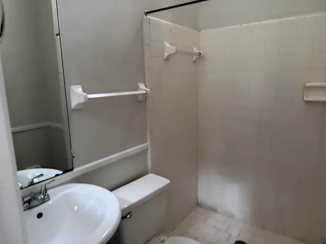 $1,400 | 203 Parkbrook Circle, Tallahassee, FL 32301