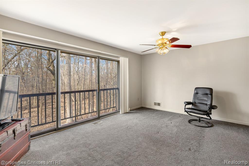 1413 Oakbrook Rochester Hills Rochester, MI 48307 - Photo 16 of 30